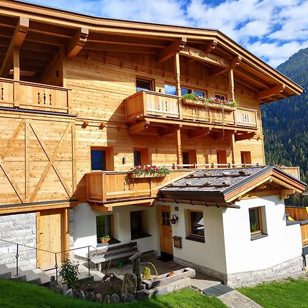 Landhaus Loeberbauer Tux Εξωτερικό φωτογραφία